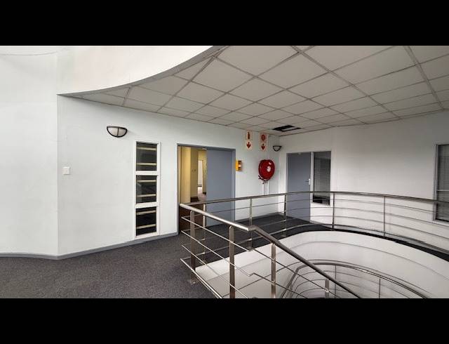 789M² OFFICE TO LET IN UMGENI BUSINESS PARK